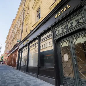 Victoria Hotel